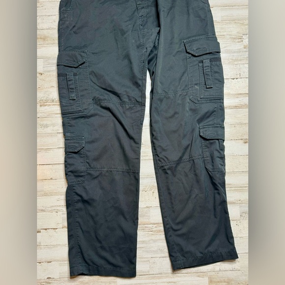 5.11 Tactical Series Ripstop Cargo Pants EMT Police Fire Mens Size 40x36 Black - Picture 4 of 10